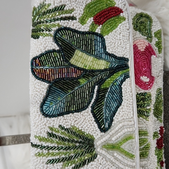 🔹️Made In India Viral Beaded Raddish  Turnip vegetable Handcrafted shoulder bag - Picture 3 of 9